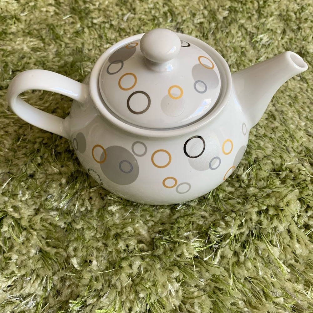 I’m a little teapot ... 🎶